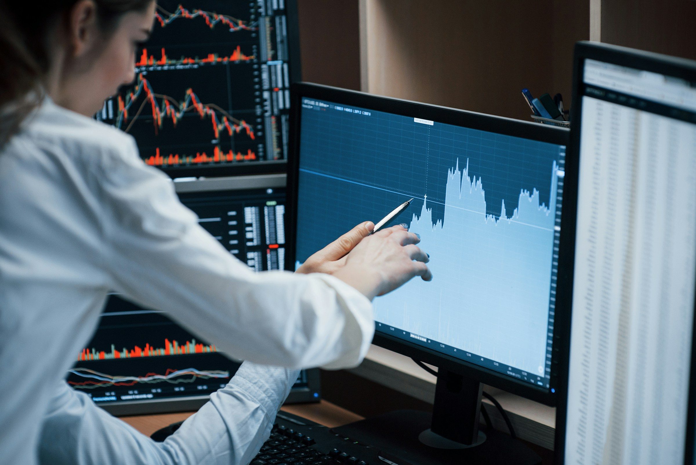 Carry traders are attracted by Turkey's high interest rates that allow them to profit on borrowed currencies