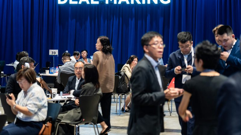 HONG KONG, CHINA - SEPTEMBER 11: Attendees participate in the Ninth Belt and Road Summit at Hong Kong Convention and Exhibition Centre on September 11, 2024 in Hong Kong, China. The Summit gathers senior government officials and business leaders from countries and regions along and beyond the Belt and Road to exchange insights on multilateral co-operation and explore concrete business opportunities. (Photo by Hou Yu/China News Service/VCG )No Use China.
