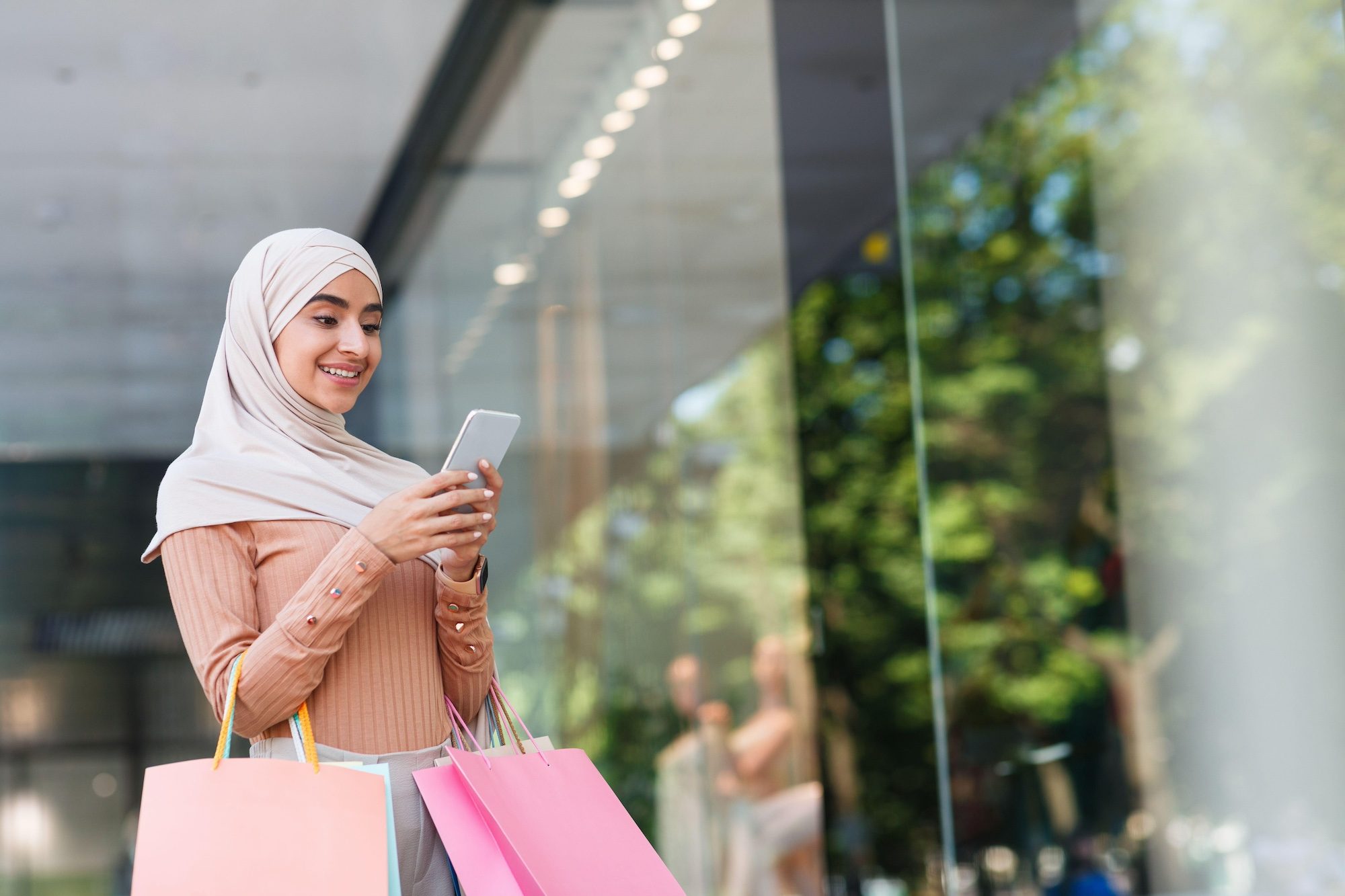 2HK6351 Message about discount, fashion blog, modern shopping and cashback, shopping and lifestyle When completed, U Walk Qassim will have capacity for 135 shops