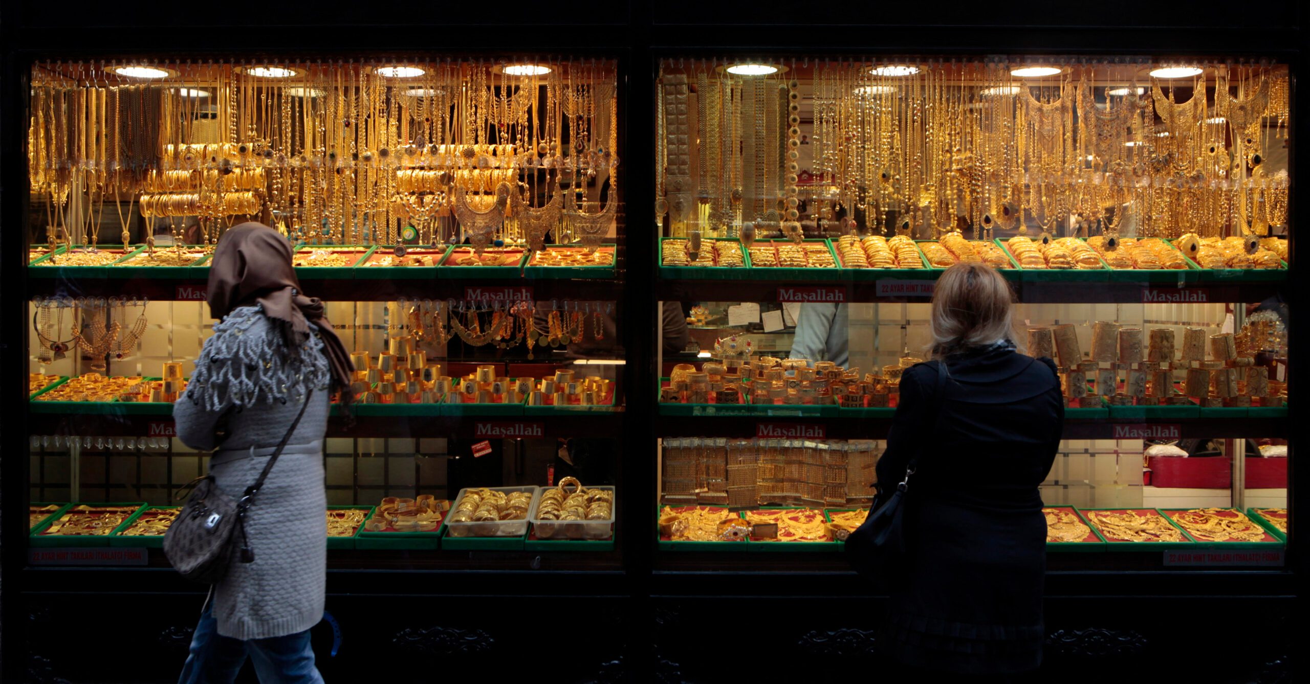 Turkey gold real estate. From bracelets to buildings: the proposal suggests selling gold directly to the central bank
