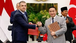 Turkey Indonesia defence Bakyar Haluk Bayraktar and Republikorp Indonesia founder Norman Joesoef
