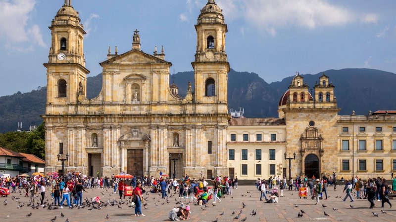 Emirates has begun flights from Dubai to Bogotá in Colombia, strengthening links between the Gulf and South America