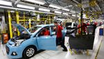 Workers assemble an i10 at the Hyundai plant in Izmit, Turkey. EVs may use fewer Turkish-made components