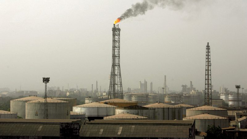 The Bharat Petroleum refinery in Mumbai. Bharat is one of two companies Aramco is looking at
