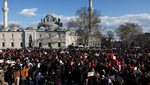 Students from several universities take part in a protest against the detention of Istanbul mayor Ekram İmamoğlu