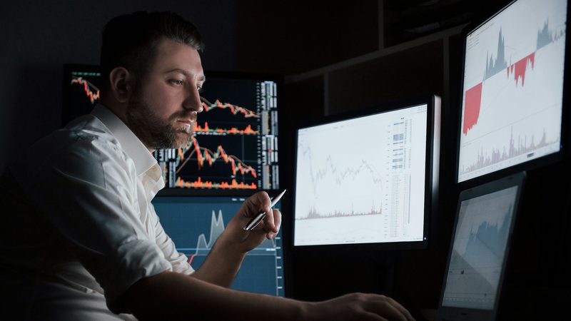 'Investors need to be careful. Anything that is not bitcoin is very risky,' said one crypto expert after Mantra's token OM crashed