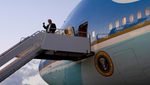 US President Donald Trump disembarks Air Force One. The Qatari 747 is intended to be a replacement