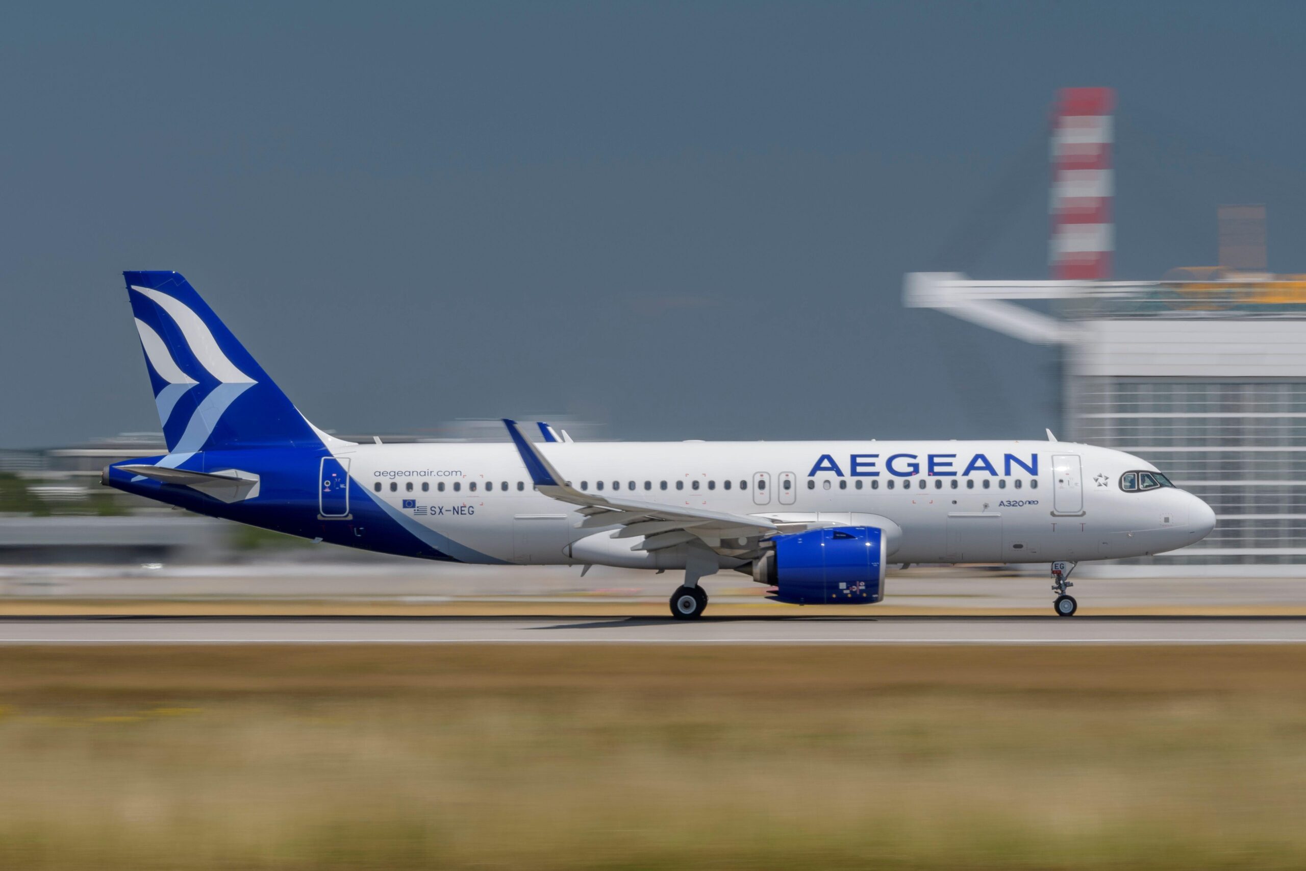 Greece aims to attract more visitors throughout the year, signing a deal with Emirates that includes a codeshare with Aegean Airlines to expand travel options