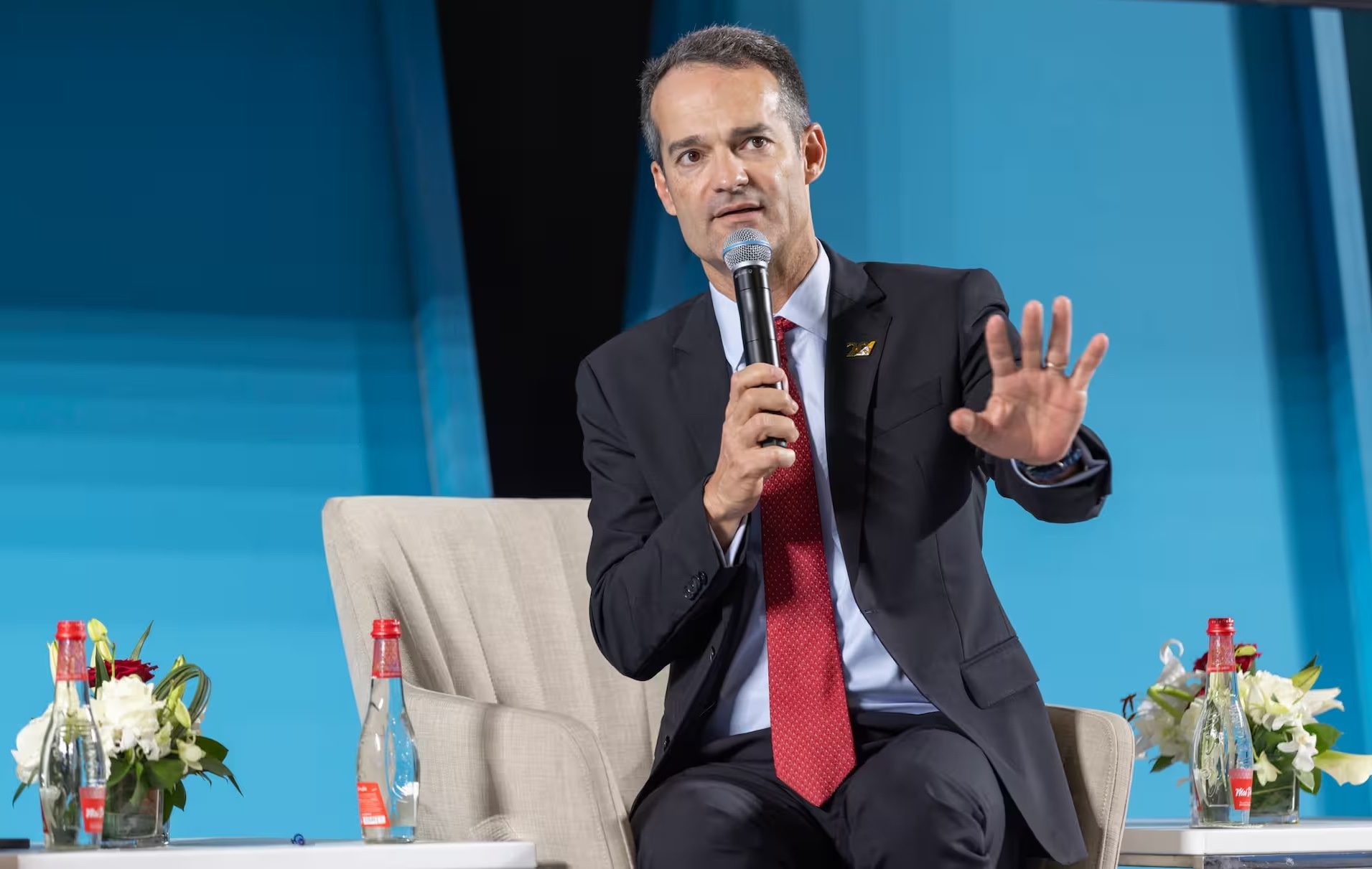 Etihad Boeing Antonoaldo Neves