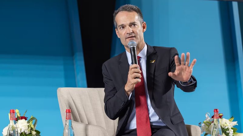 Etihad Boeing Antonoaldo Neves