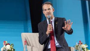 Etihad Boeing Antonoaldo Neves
