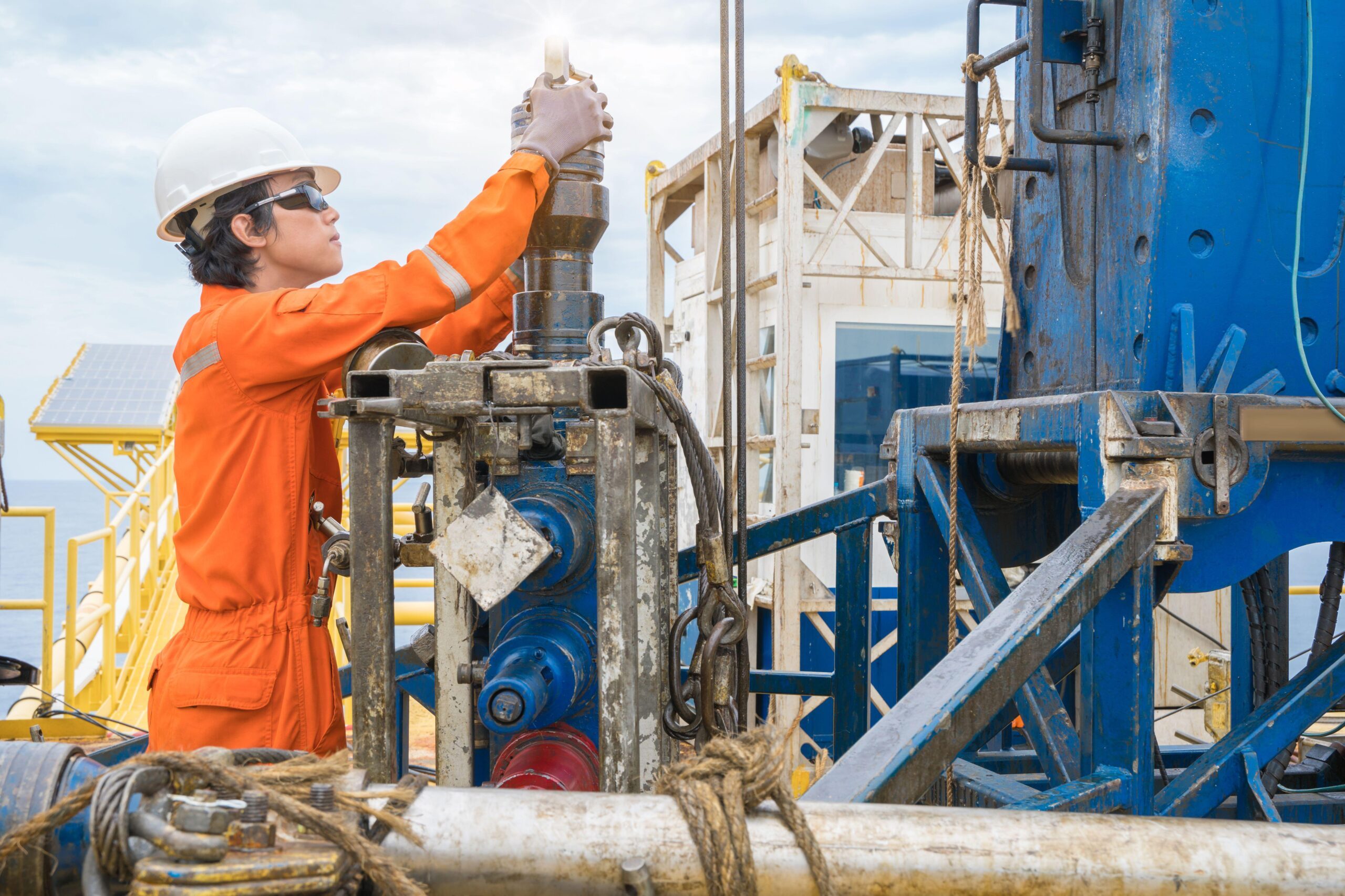 Adnoc Drilling and China’s Honghua Group partner as Adnoc expands Zakum offshore development with new rig contract