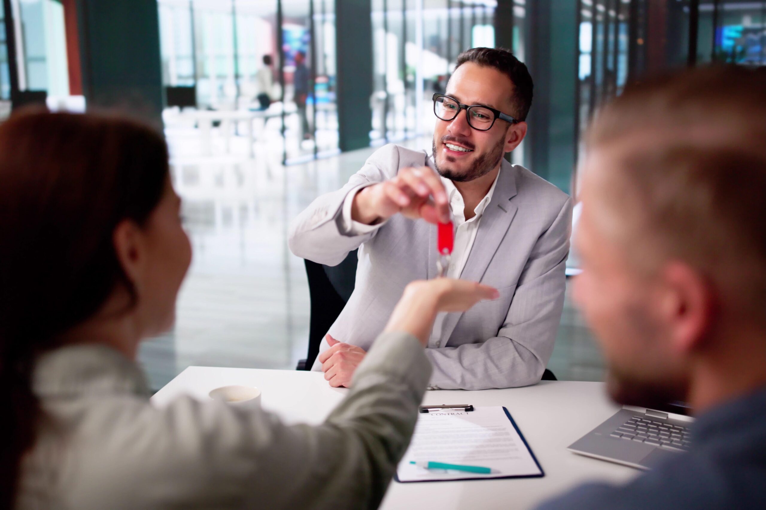 A significant amount of UAE landlords and tenants prefer to settle rent payments with cheques