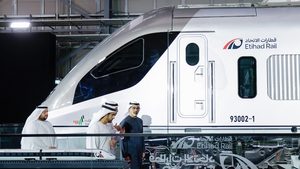 Sheikh Khaled bin Mohamed bin Zayed Al Nahyan, Crown Prince of Abu Dhabi and Sheikh Hamdan bin Mohammed bin Rashid Al Maktoum, Crown Prince of Dubai, at the launch announcement of the new high-speed Etihad train project