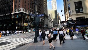 Abu Dhabi Investment Council bought a 90% stake in New York’s Chrysler Building (in background) in 2008, and still sees opportunity amid the volatility