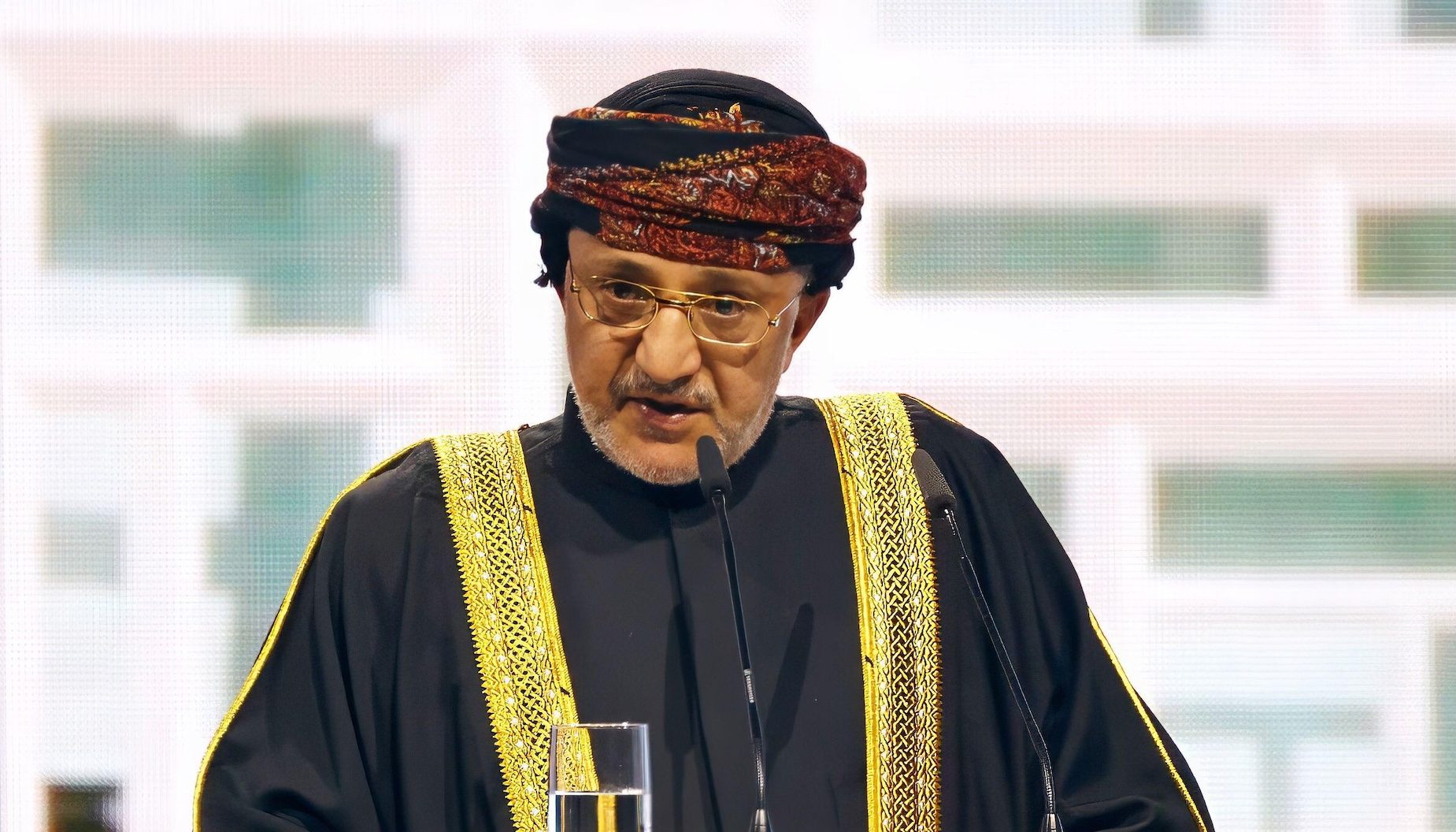 2WR87A4 speech of His Excellency Salim bin Mohammed Al Mahrouqi, Omani Minister of Heritage and Tourism, ITB Berlin Convention - tourism fair, City Cube Messe Oman tourism