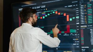 Advertising for cryptocurrencies is on the rise in Egypt but regulators have issued warnings
