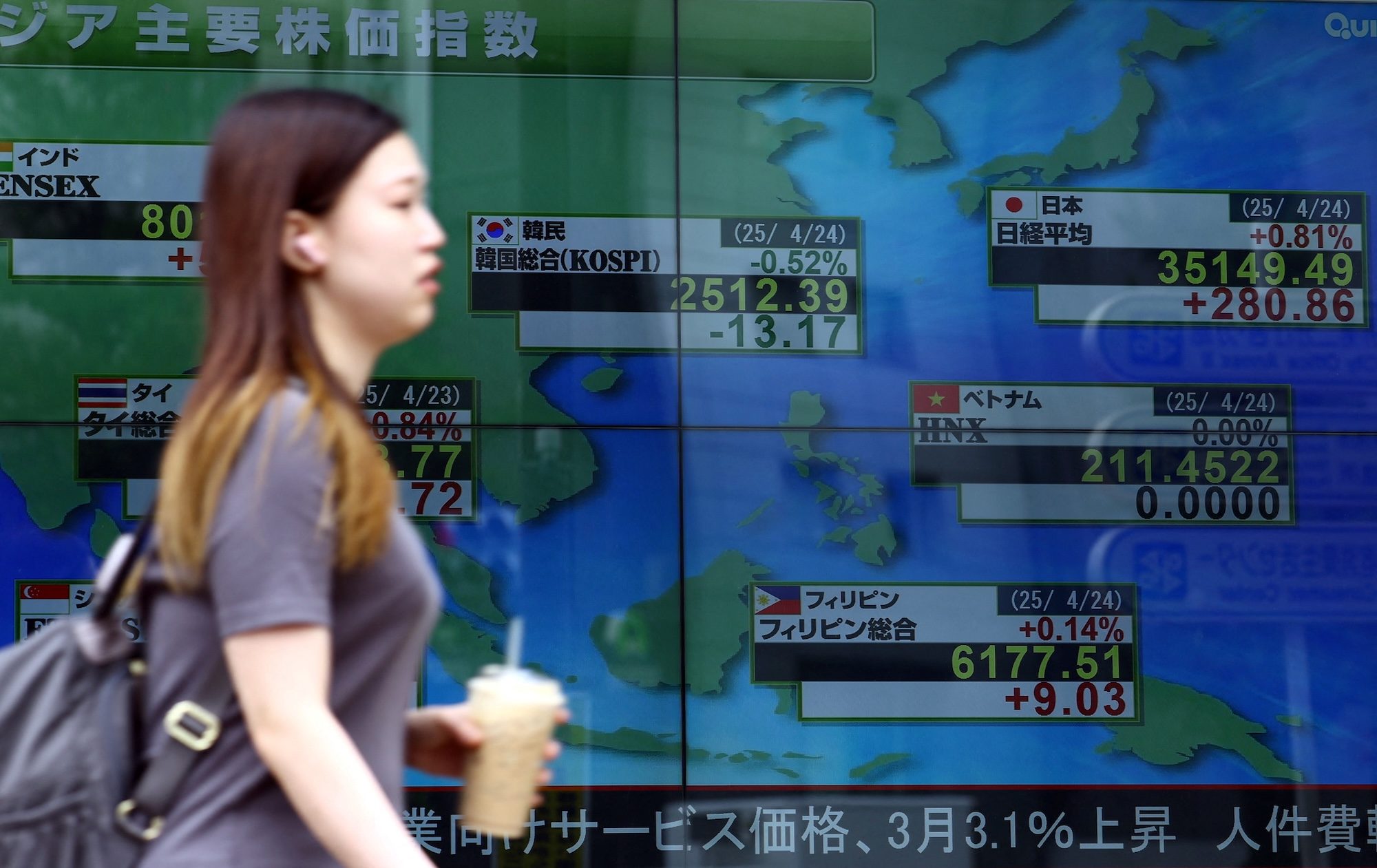 Emerging market fund managers in London, Singapore and Hong Kong tell me that they are eager to reduce their exposure to US dollars in favour of rising Asian currencies