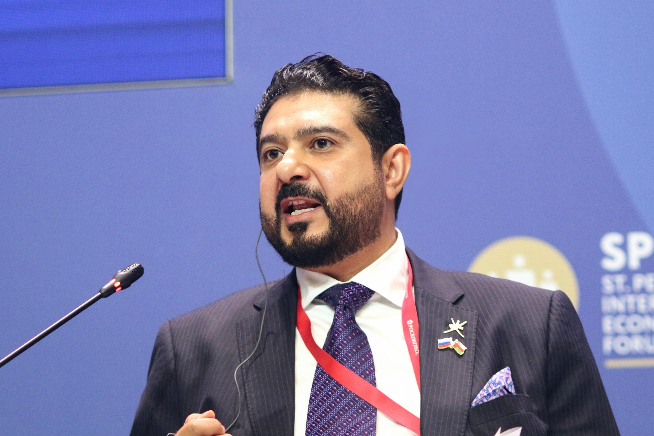 Oman’s minister of commerce, industry and investment promotion, Qais bin Mohammed al Yousef, announces the new plant which will process over 150 tonnes of copper annually