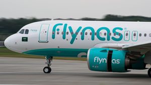 Flynas shares dipped on its first day of trading amidst a sliding Saudi Exchange and regional tensions, despite a highly anticipated IPO that raised SAR4.1 billion