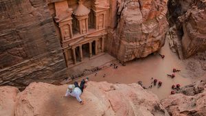 European visitors to Jordan boosted spending by 17% year on year, while annual combined expenditure by tourists from the US and other countries jumped 42%